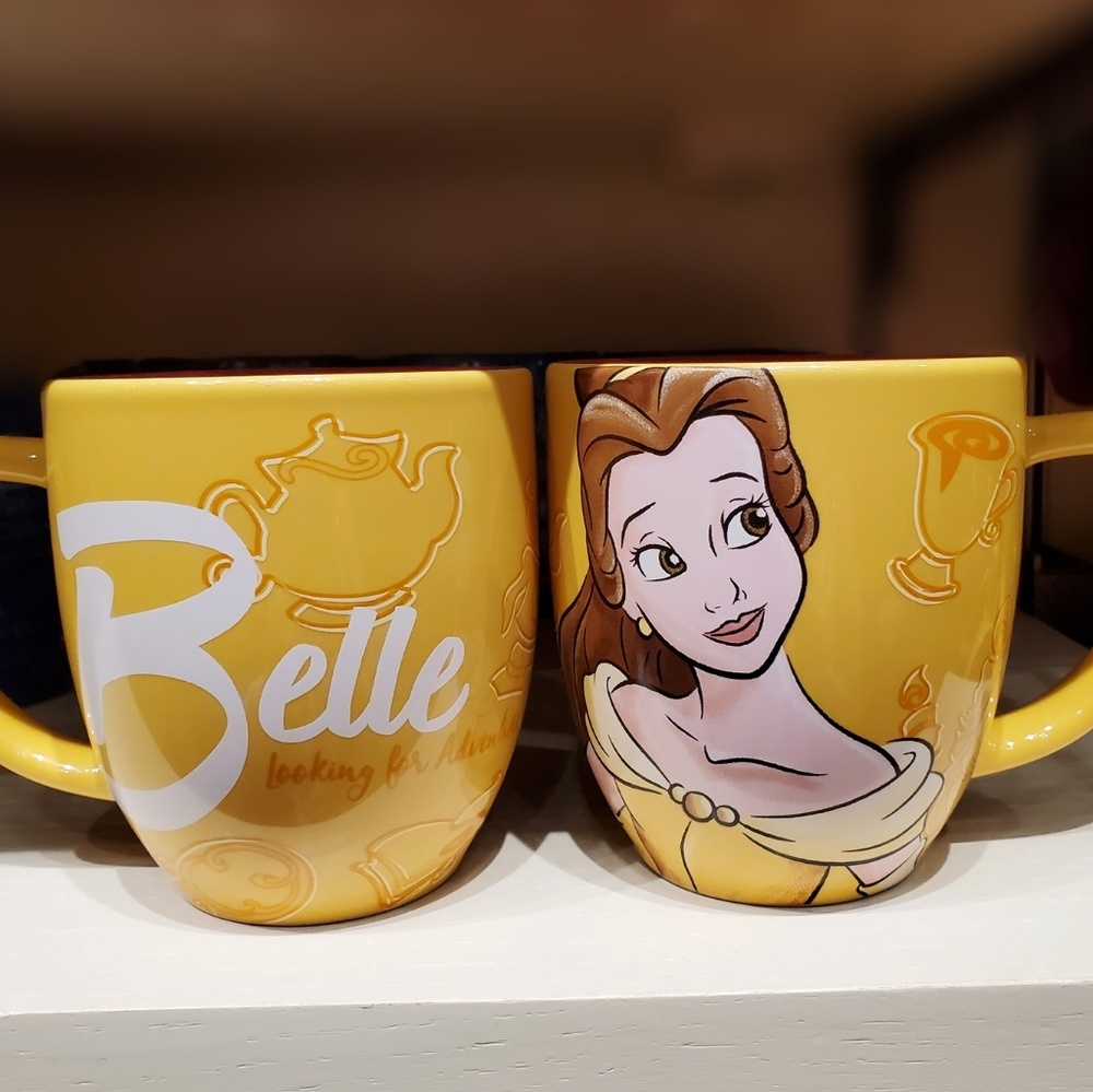 DISNEY PARKS BELLE PORTRAIT CERAMIC MUG - Picture 1 of 3